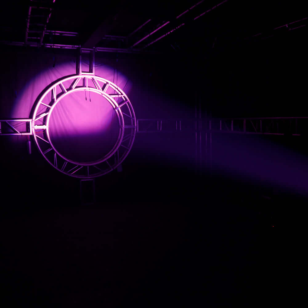 SHEHDS Projecteur profilé LED 250W LEKO blanc froid et chaud/RGBW, quatre lames, coupe manuelle Club Mariage Théâtre